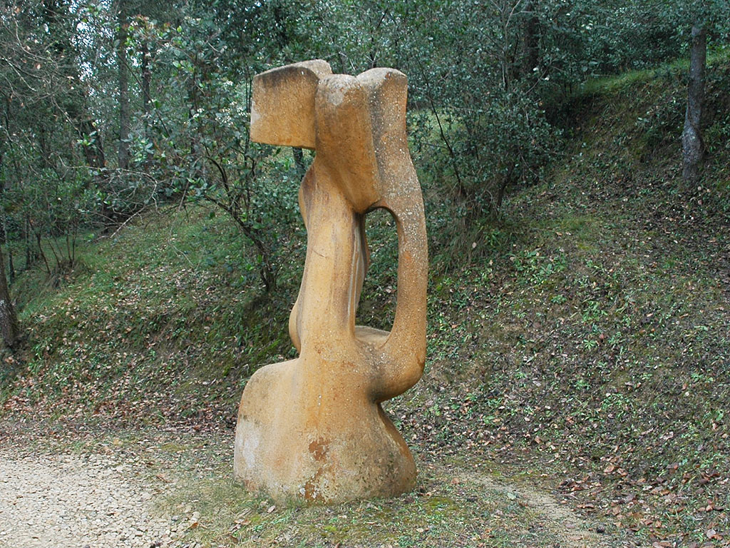 Sobreeixidor de la forma [3]