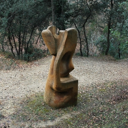 Sobreeixidor de la forma [2]